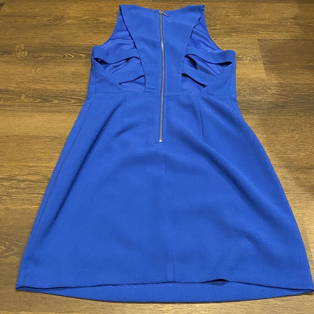 ‼️4 DRESSES‼️ - Picture 4 of 6